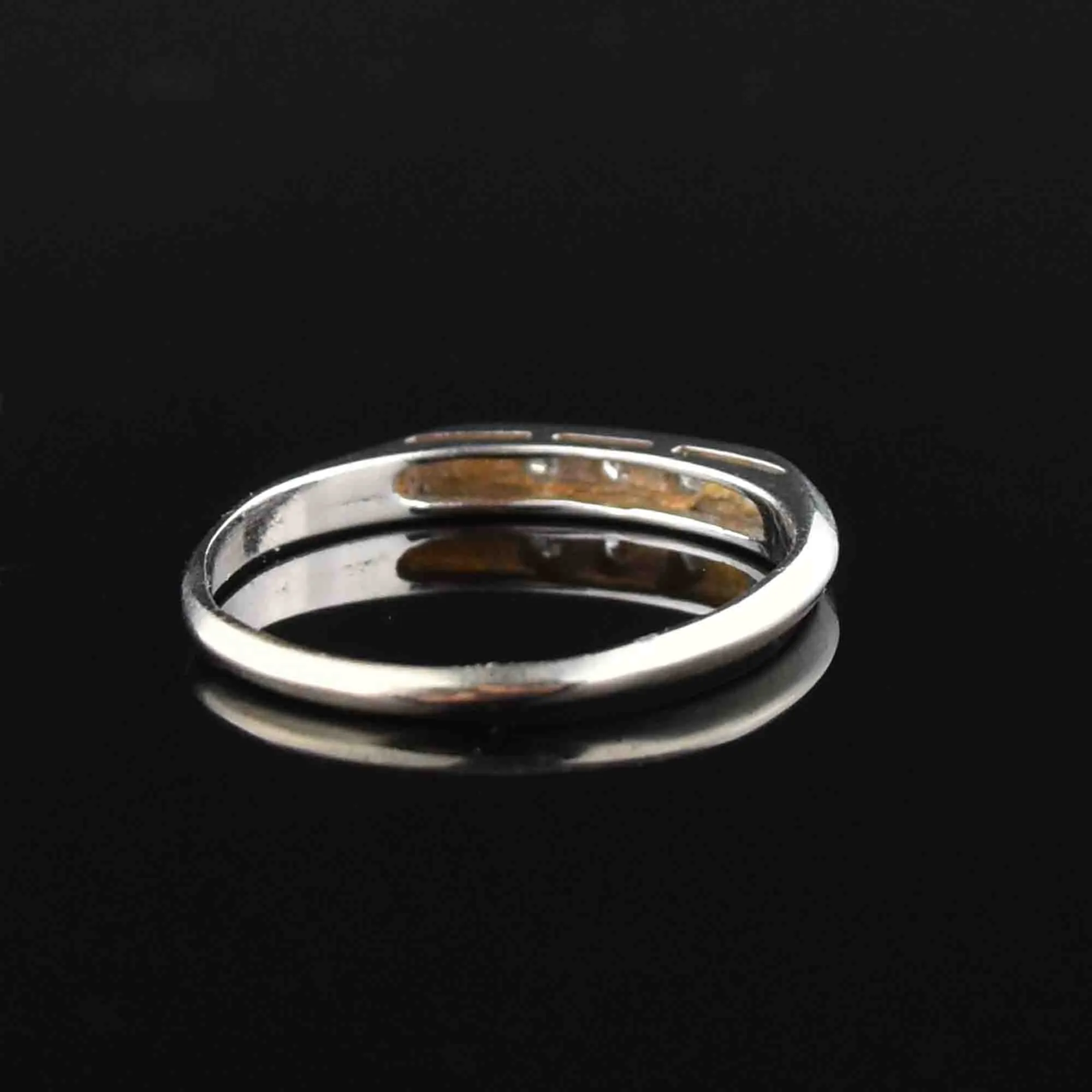 14K White Gold Diamond Wedding Band Ring