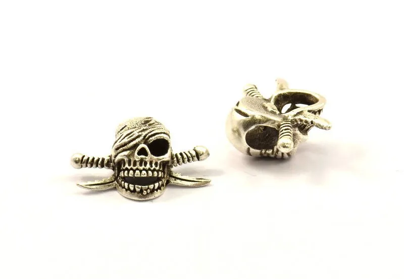 Antique Silver Pirate Finding, 2 Antique Silver Plated Skull Head Bracelet Parts (21x16x8.5mm) N0376