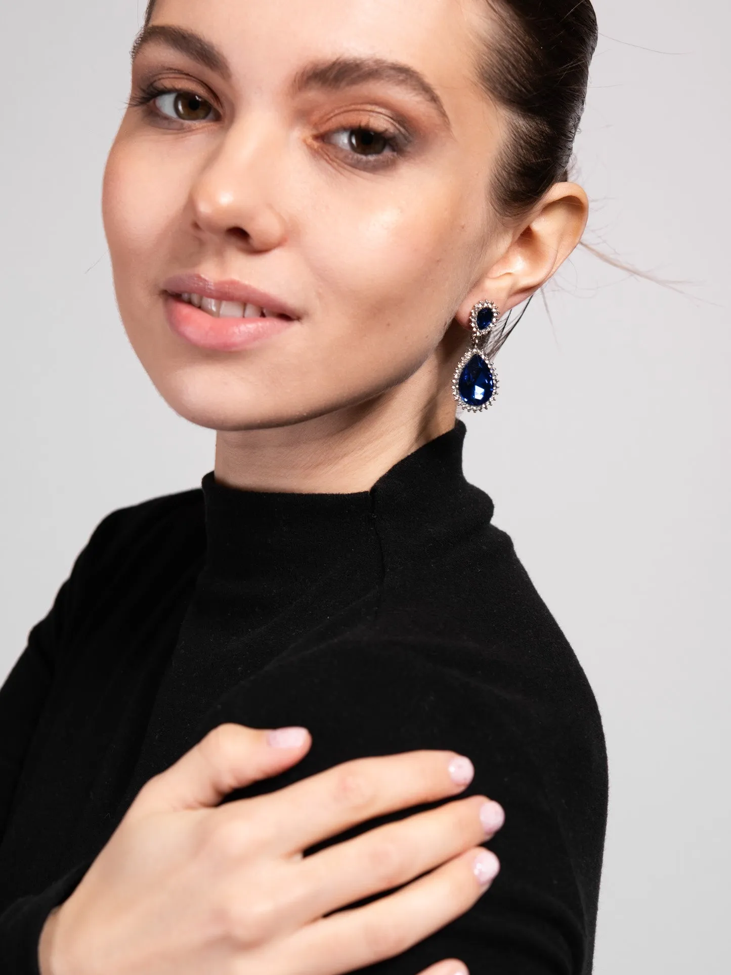 Clara Drop Pointed Rim Stone Post Earrings