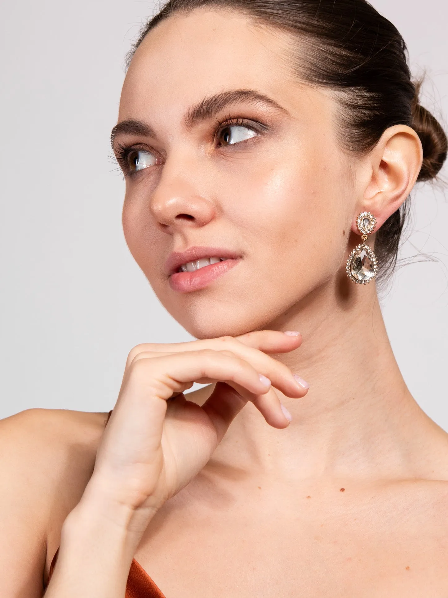 Clara Drop Pointed Rim Stone Post Earrings