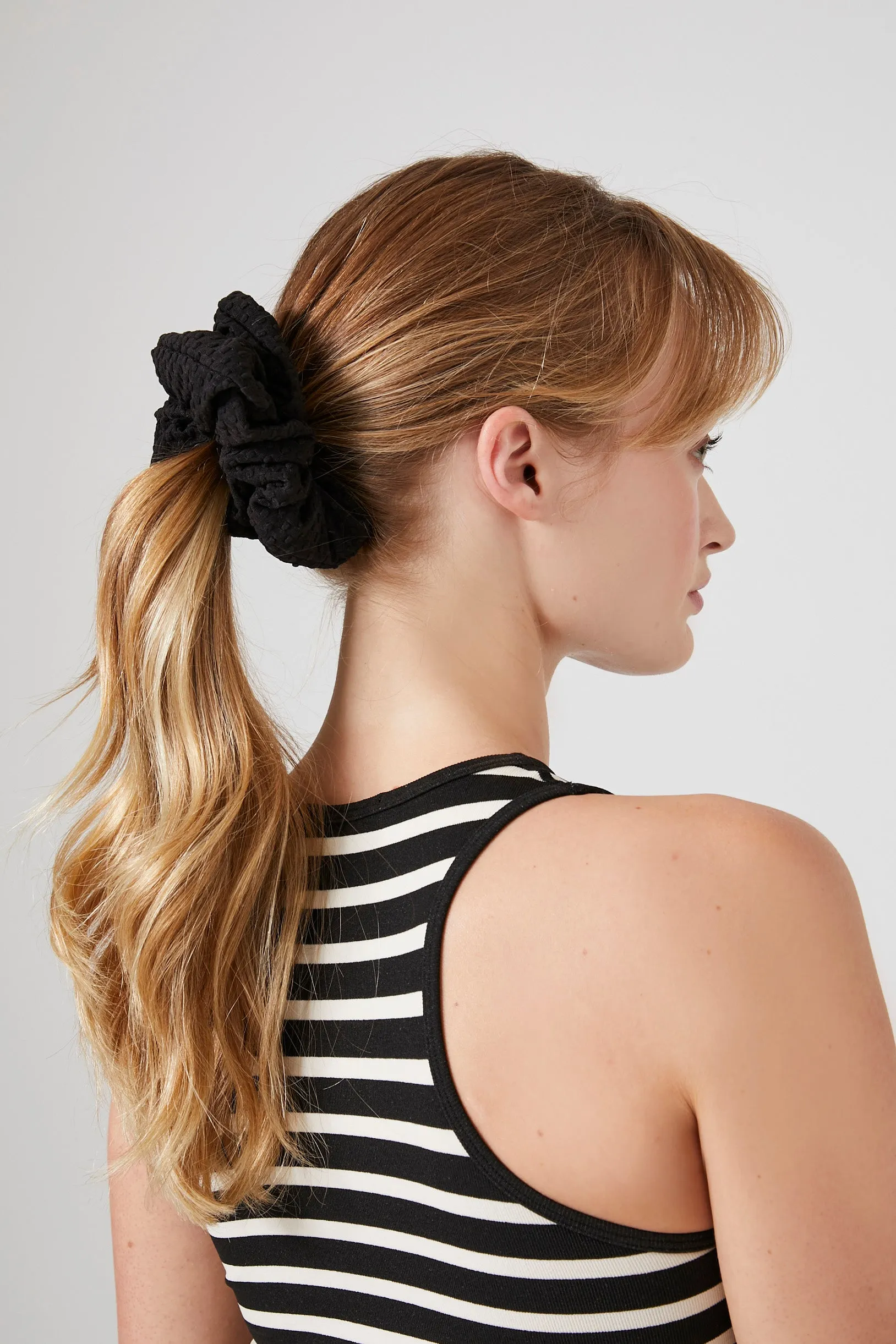 Clip-Dot Scrunchie