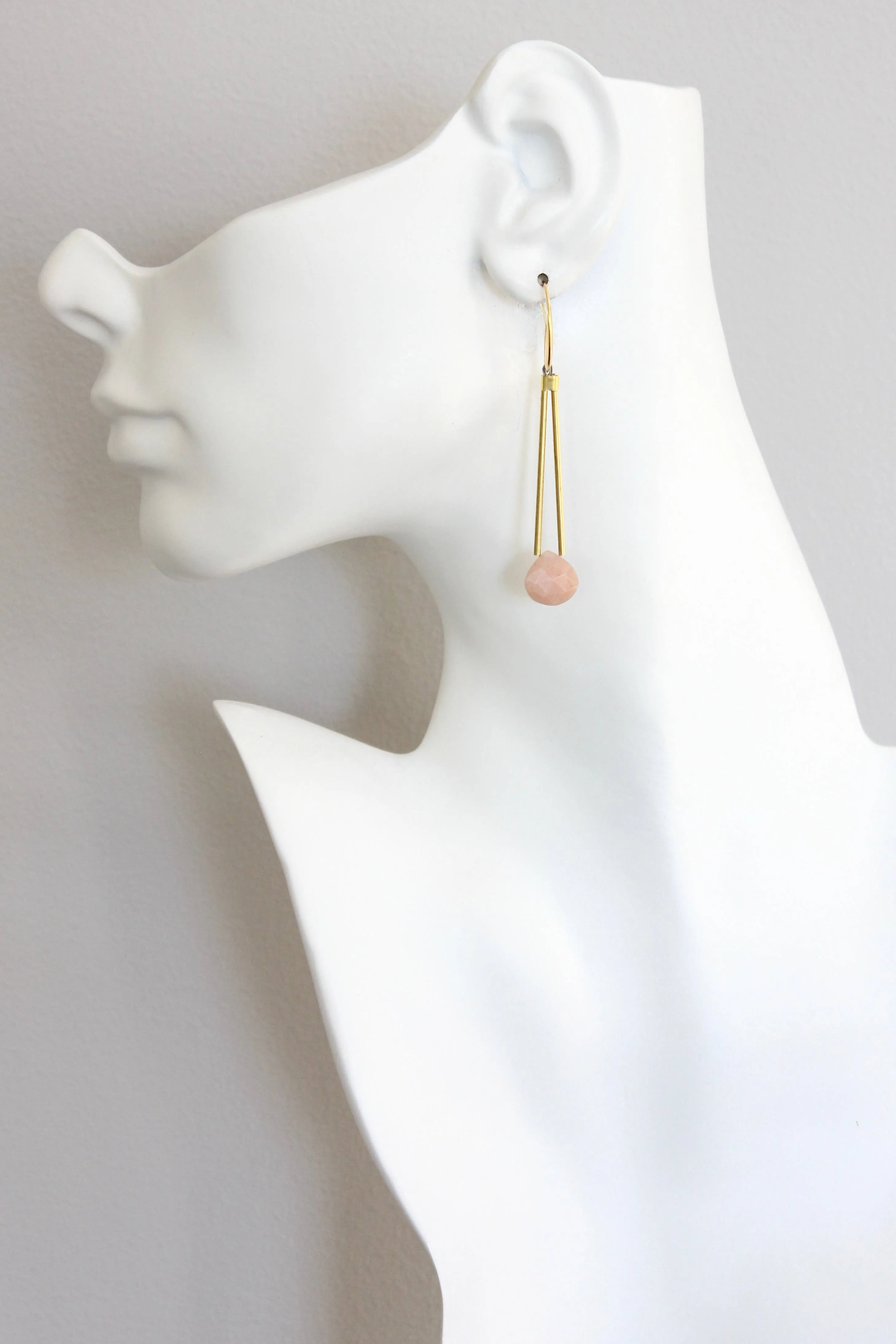 David Aubrey Jewelry - ISLE31 Peach moonstone geometric drop earrings