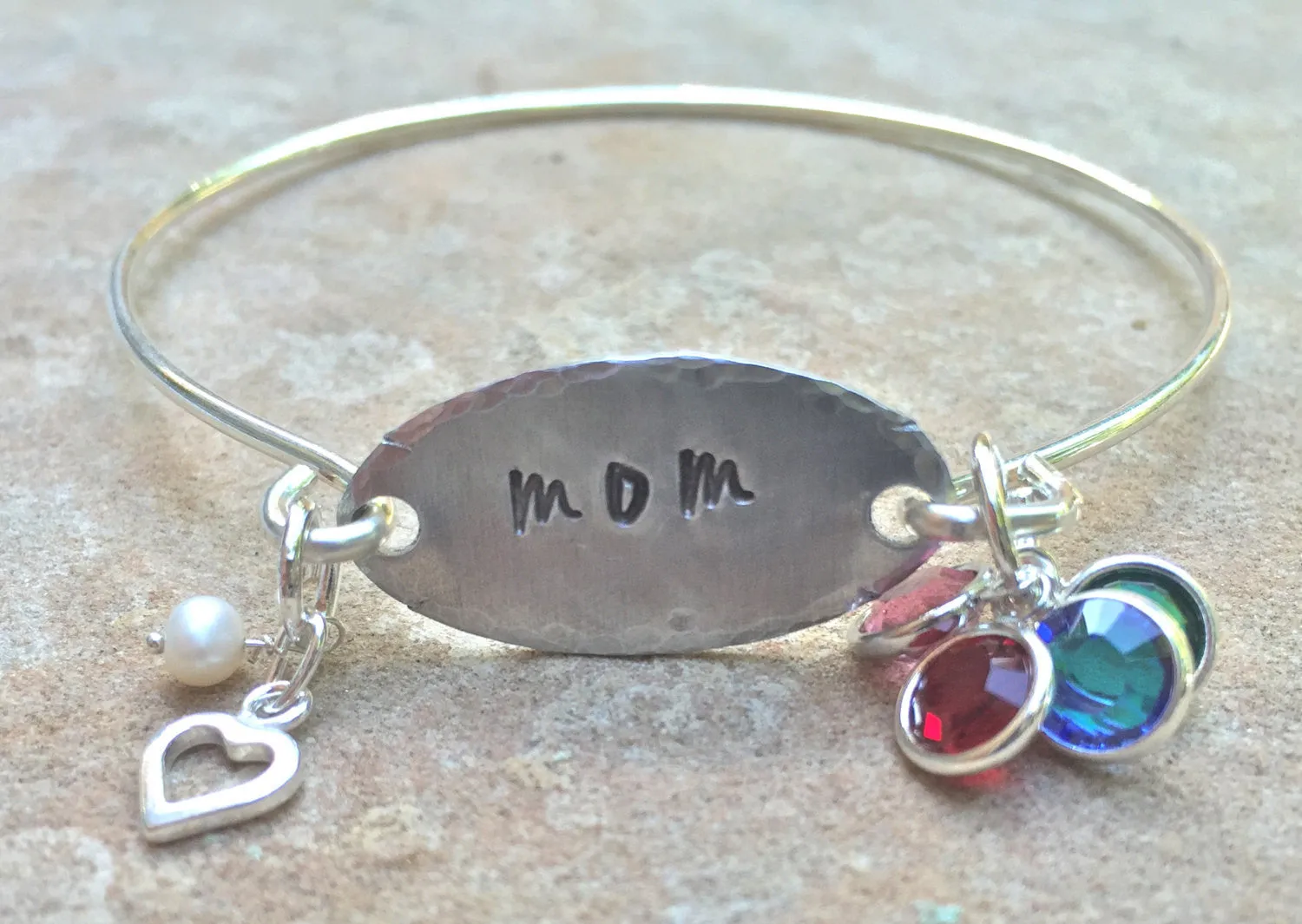 Mom Bangle, Mother's Day Gift, Mother Daughter Bracelet, Mother Children Bracelet, Hand Stamped