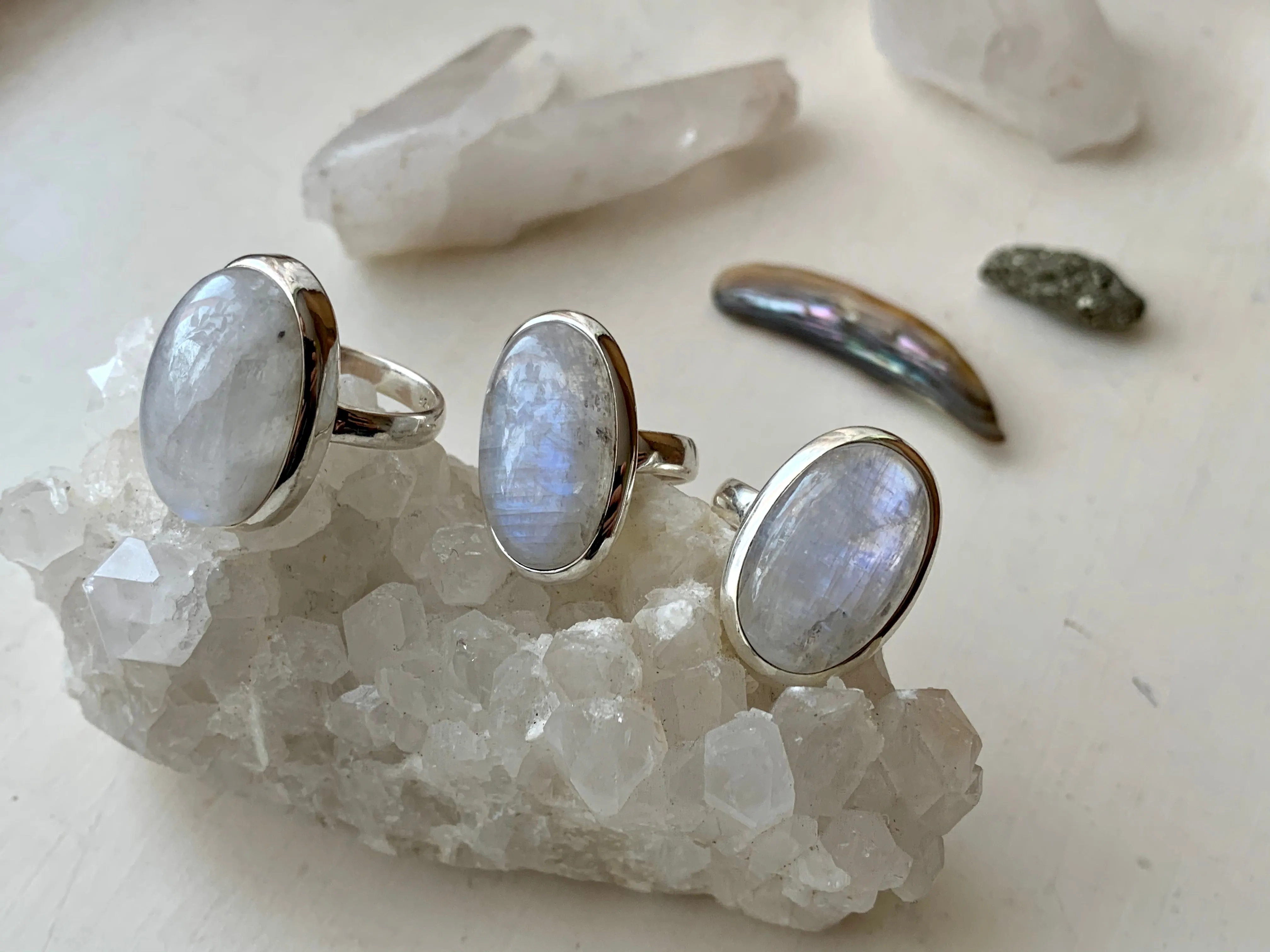 Moonstone Akoni Ring - Reg. Oval (US 8 & 9)