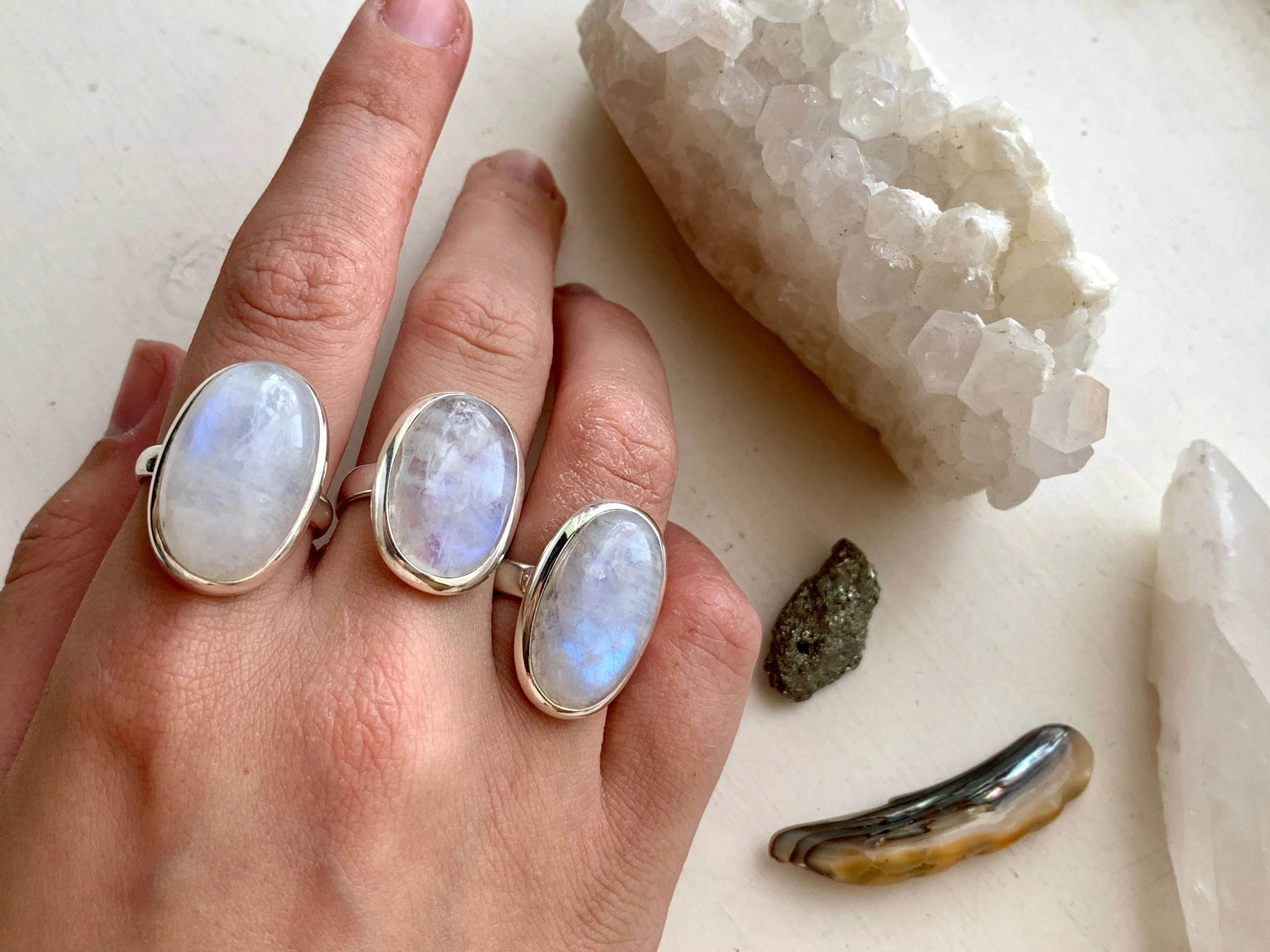 Moonstone Akoni Ring - Reg. Oval (US 8 & 9)