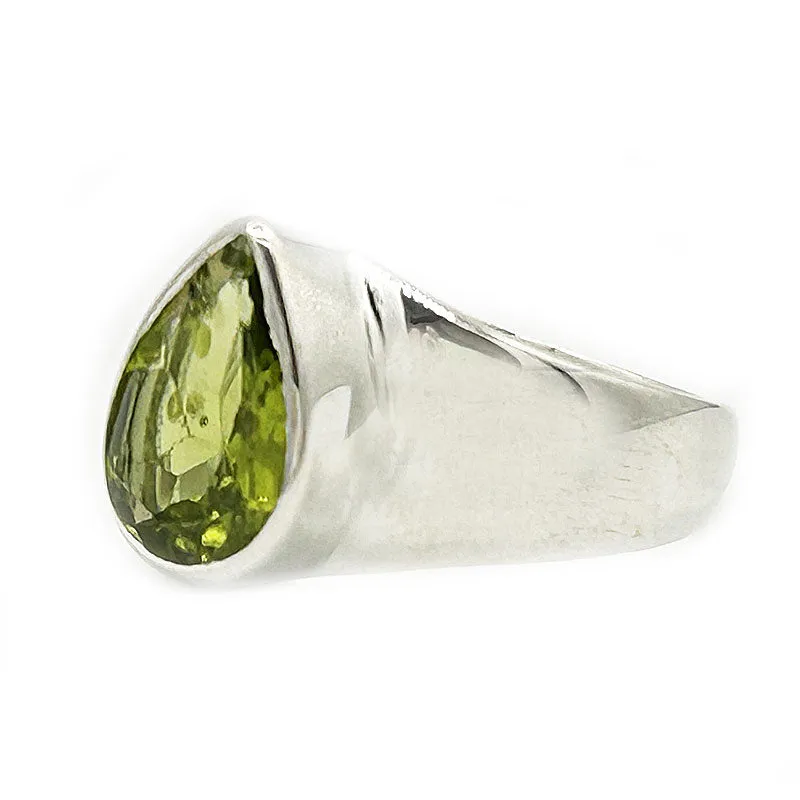 Peridot Teardrop Gemstone Boho Ring