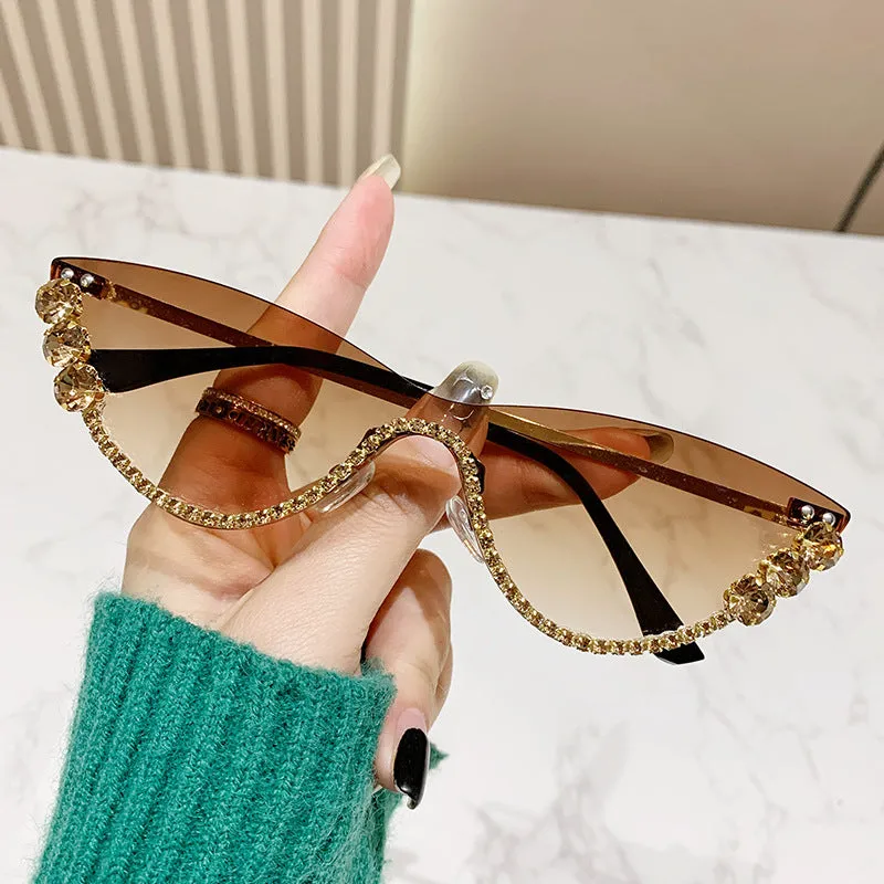 Retro Rhinestoned Cat Eye Sunglasses