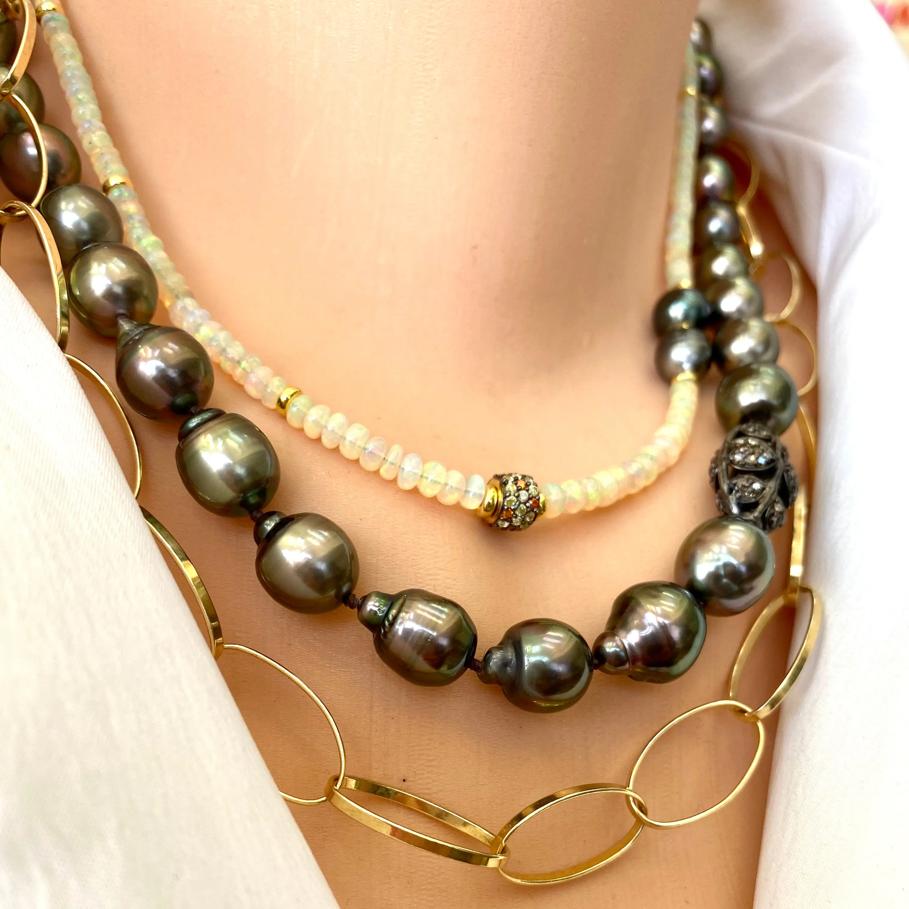 Tahitian Baroque Pearls Champagne Diamond Necklace