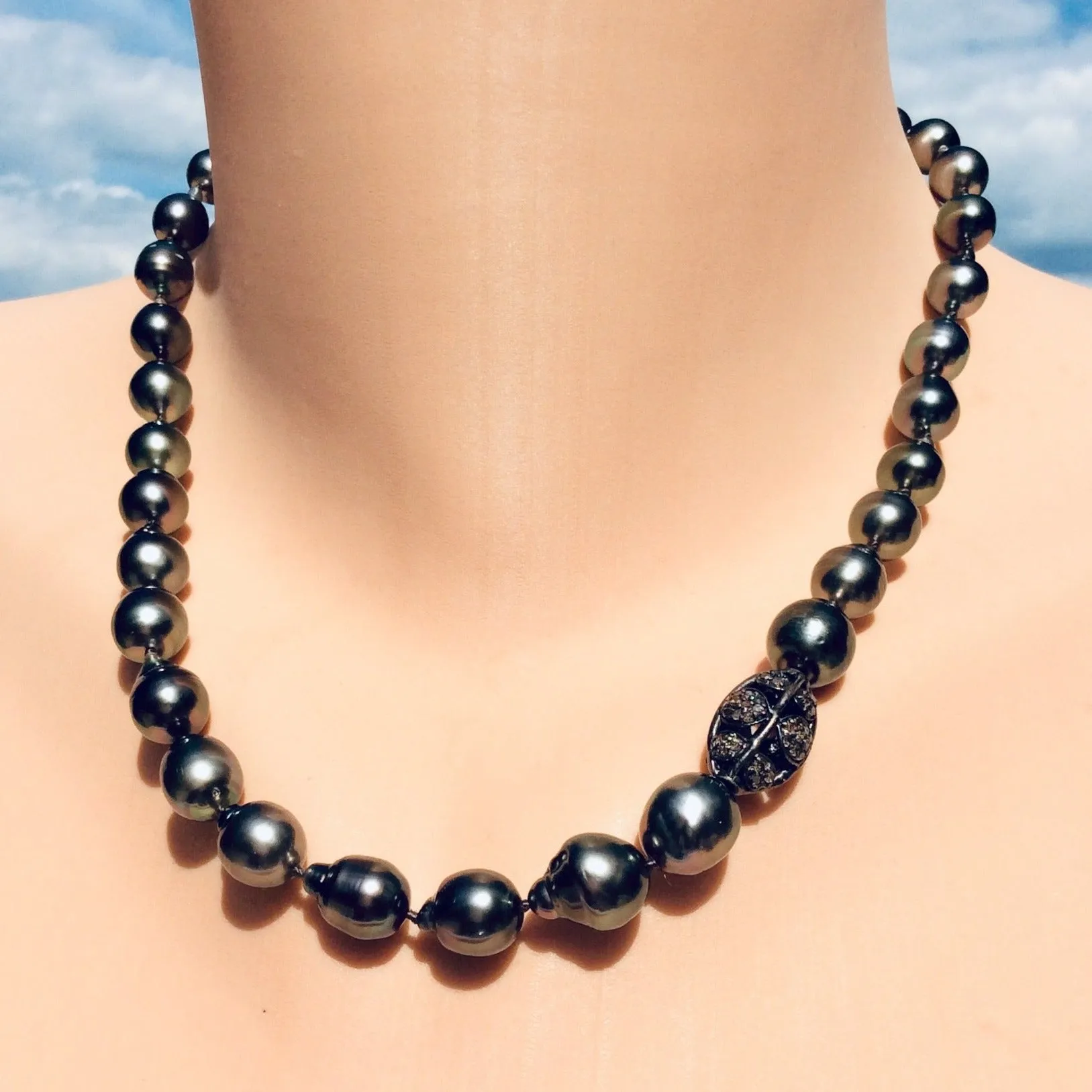 Tahitian Baroque Pearls Champagne Diamond Necklace