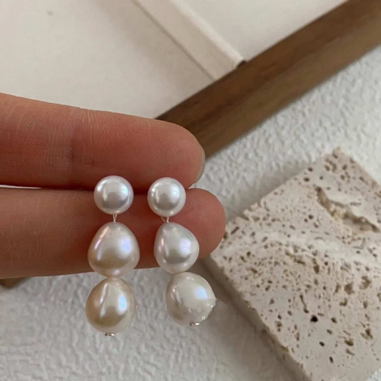 Teardrop Barqoue Pearl Drop Earrings