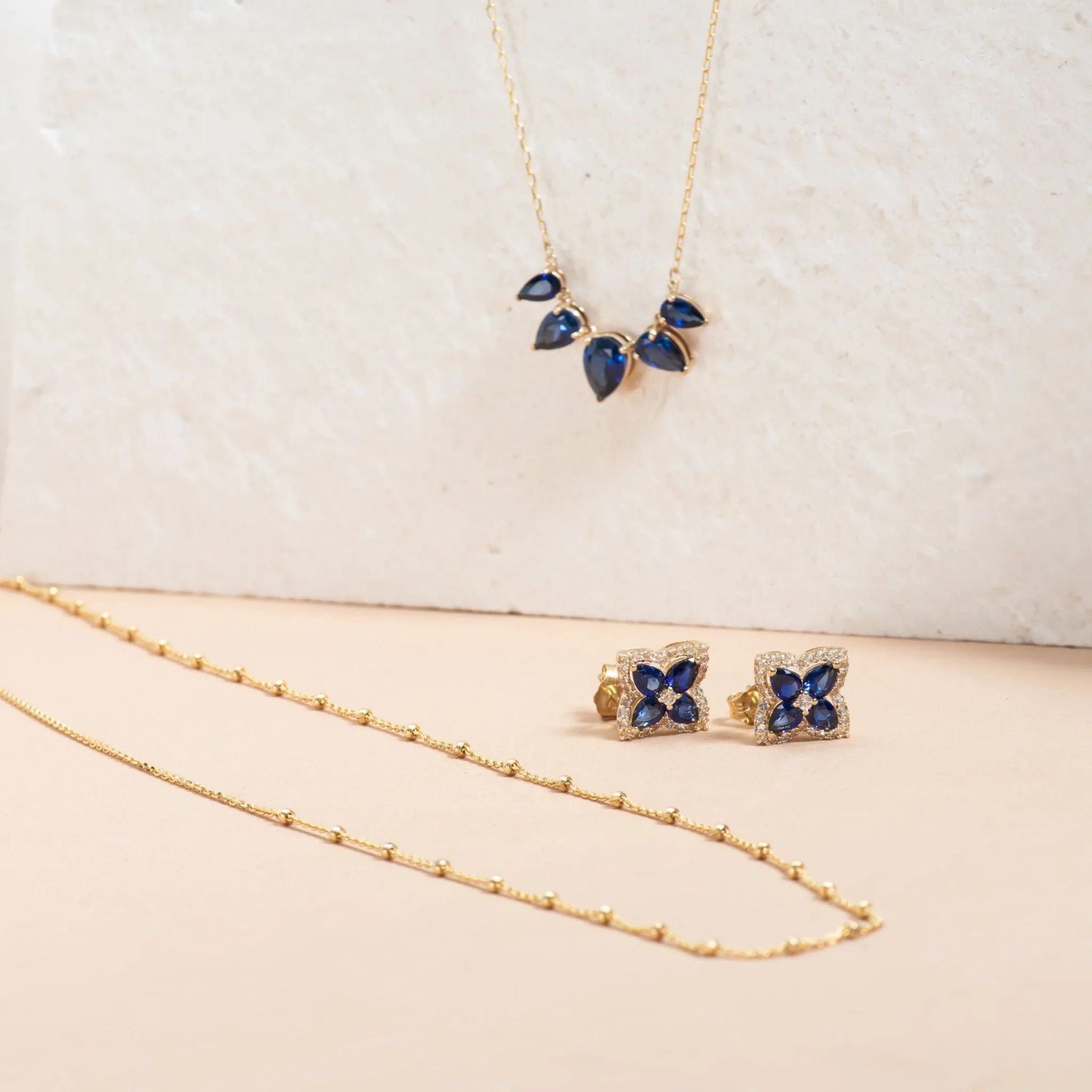 Teardrop Shaped Blue Sapphire Necklace