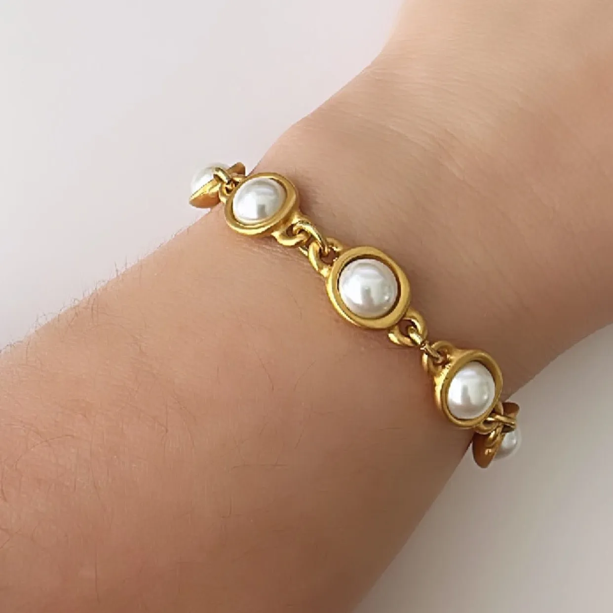 TRA-LA-RA PERLADA BRACELET