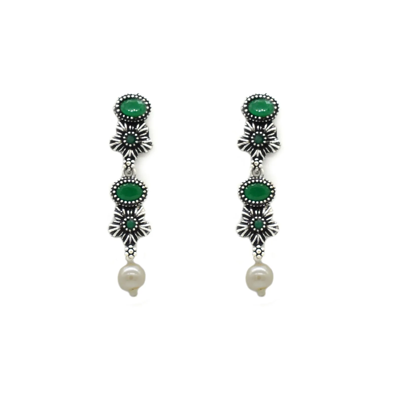 Urmi Green Silver Oxidized Jewelry Gift Set