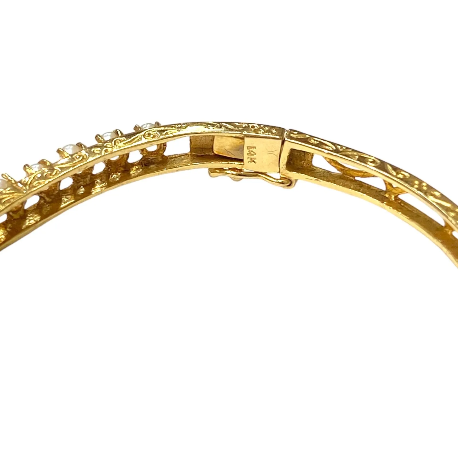 Vintage 14K Yellow Gold and Pearls Bangle Bracelet