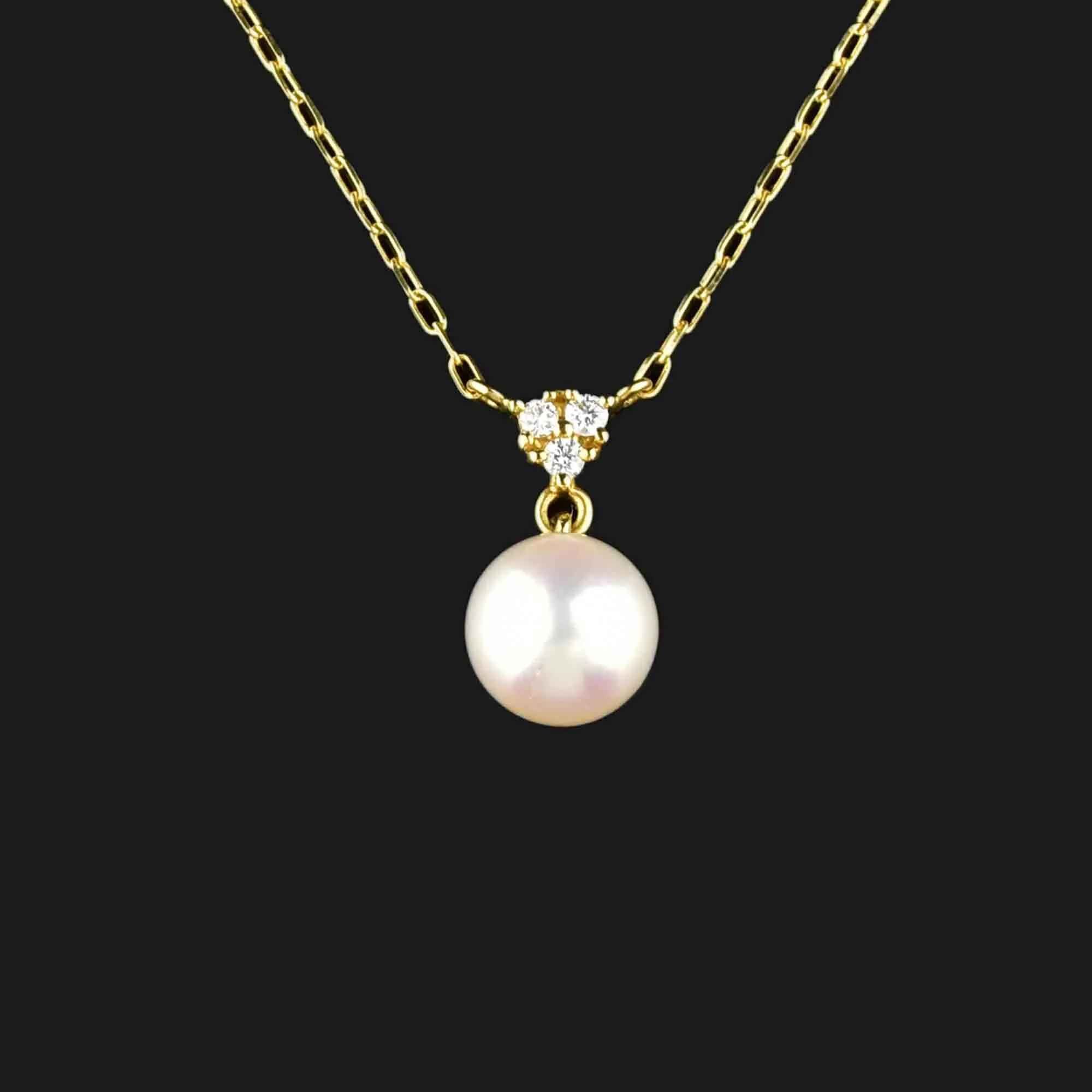 Vintage 18K Gold Mikimoto Diamond Pearl Necklace